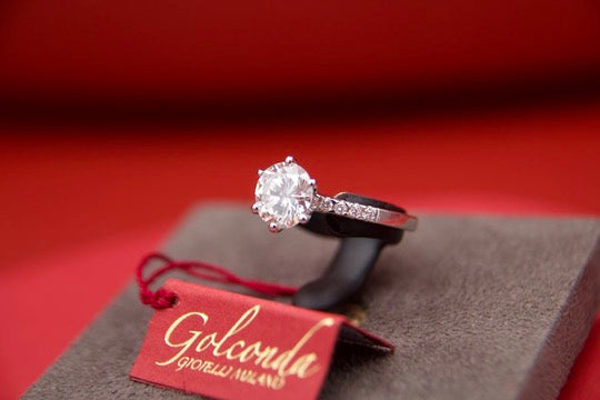 Solitaire ring with 2.09ct diamond