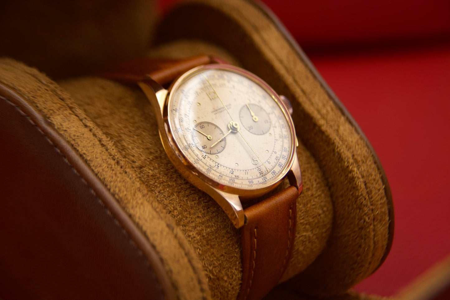 Orologio "Cronographe Suisse" anni 50 in oro 18kt