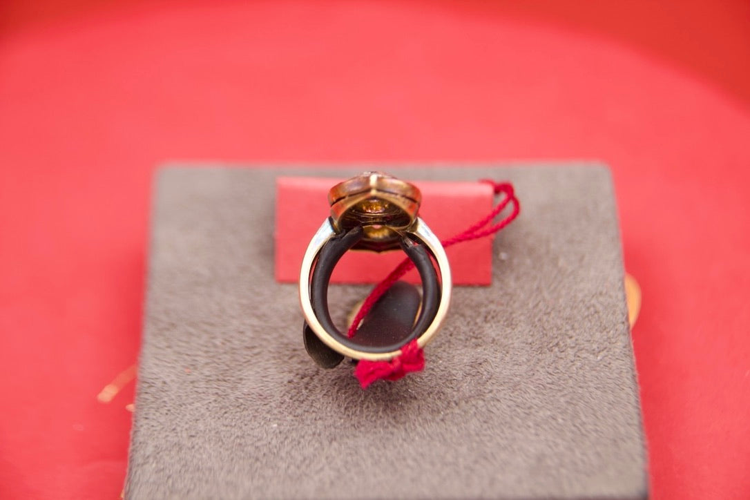 Anello toi moi con rubini calibrati