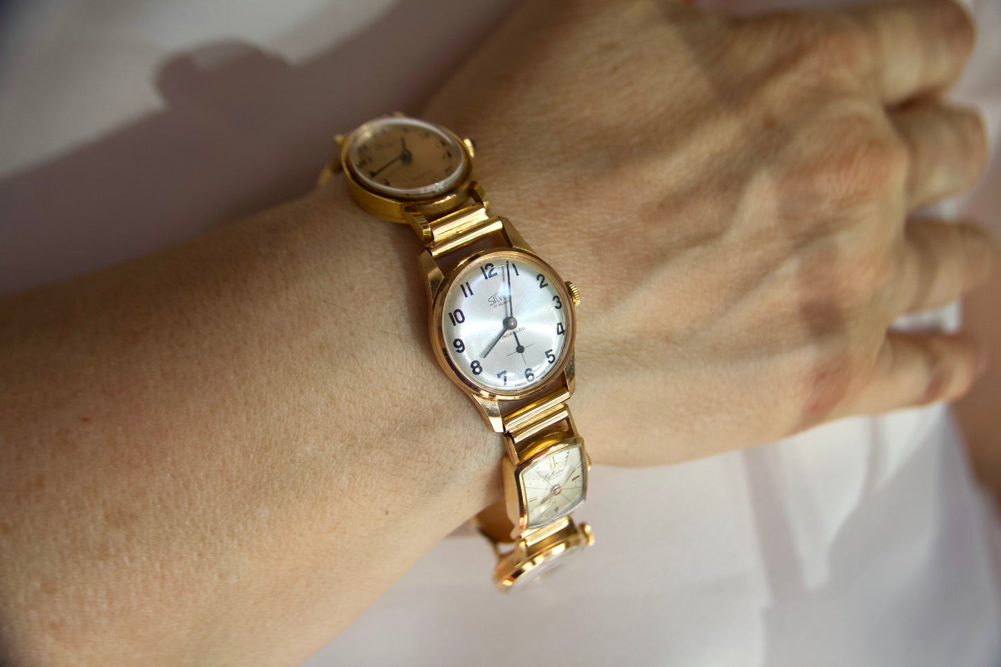Bracciale "Multi orologio" (Indovina che ore sono)