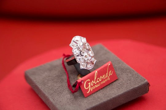 Anello "Art Deco" con diamanti
