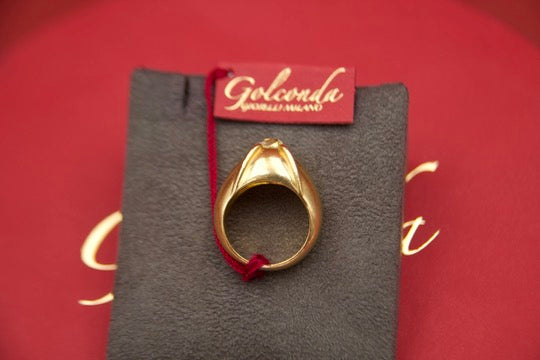 Anello dome con diamante taglio antico