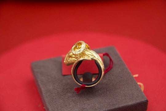 Anello "Ariete" scultura