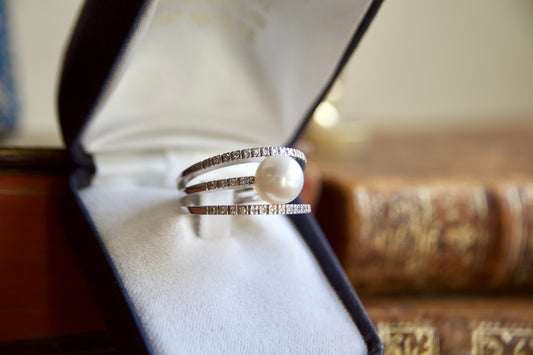 Anello tre fasce con perla e diamanti