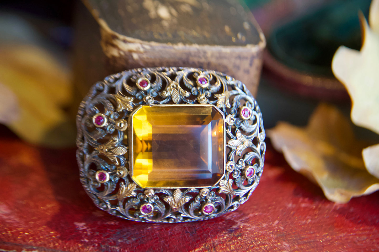 Antique pendant brooch with "Madeira Quartz"