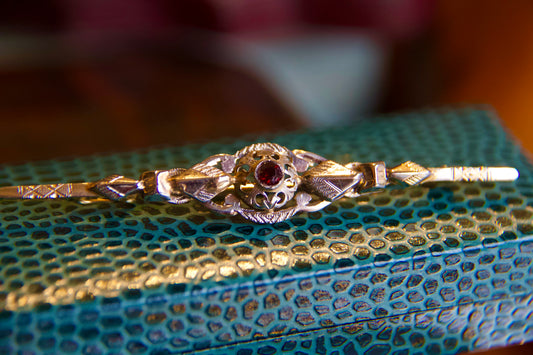 Spilla vintage anni '50 con motivi geometrici