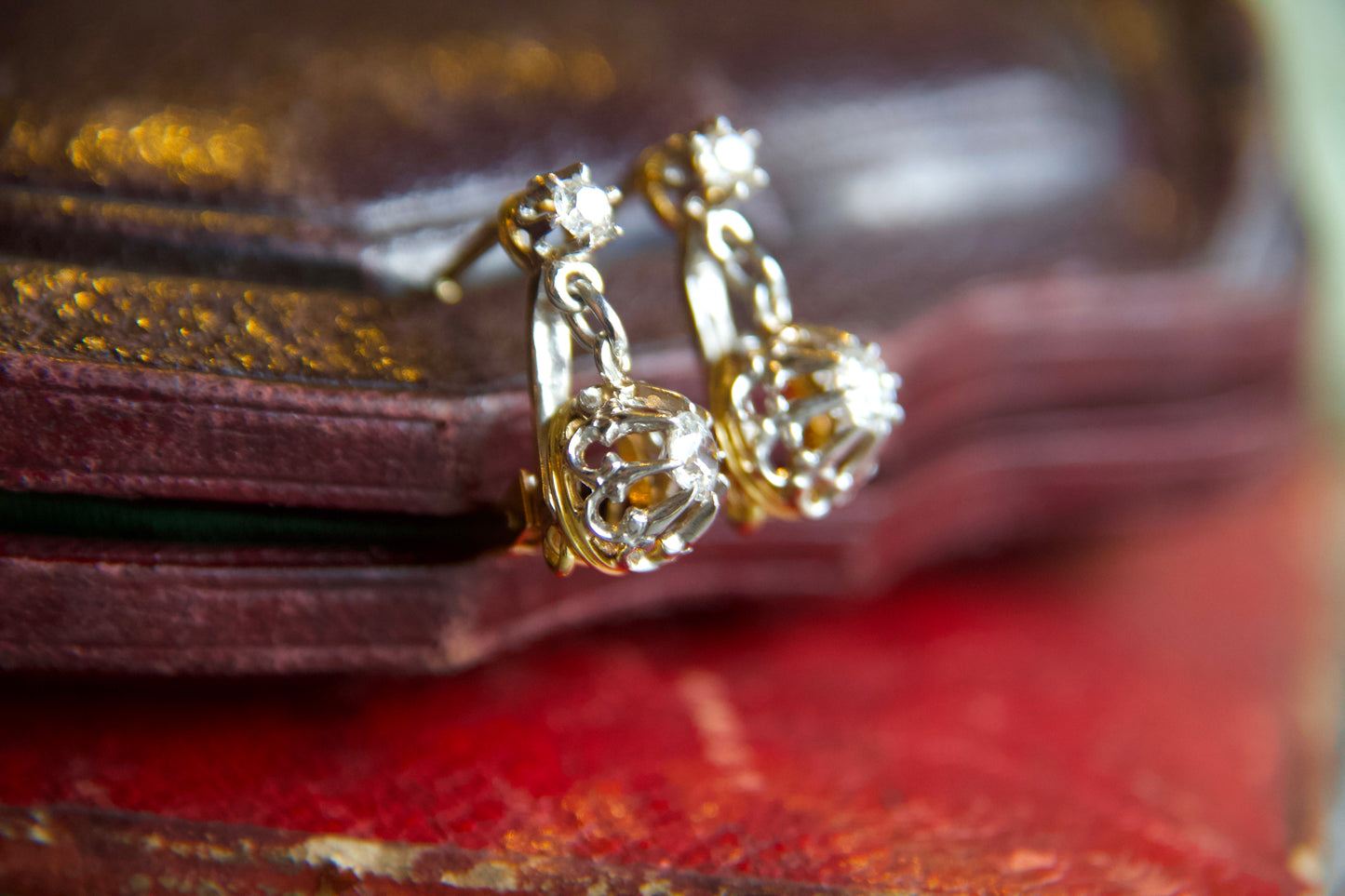 French Art Deco "Dormeuses" earrings