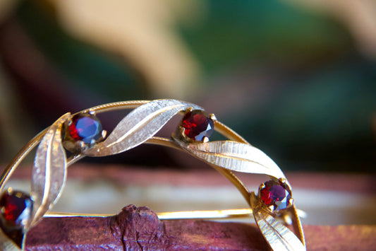 Spilla circolare con Granati naturali anni 50