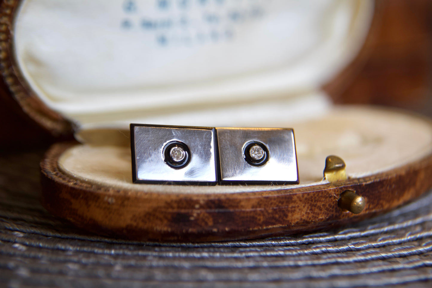 Gemelli Art deco in Platino con onice smalto e diamanti