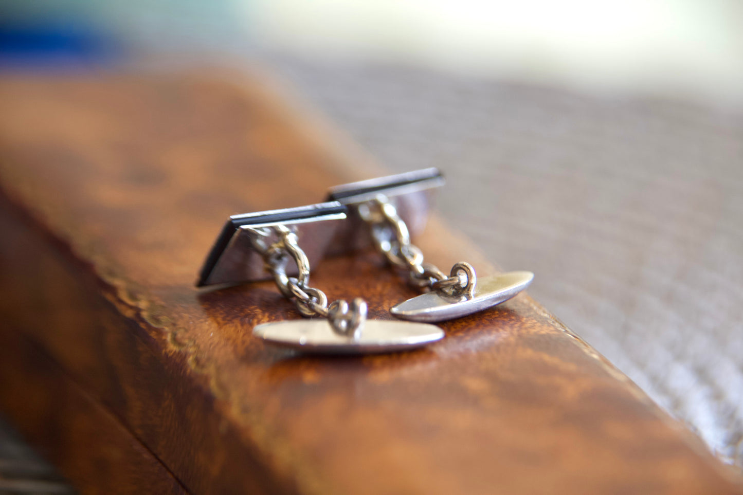 Gemelli Art deco in Platino con onice smalto e diamanti