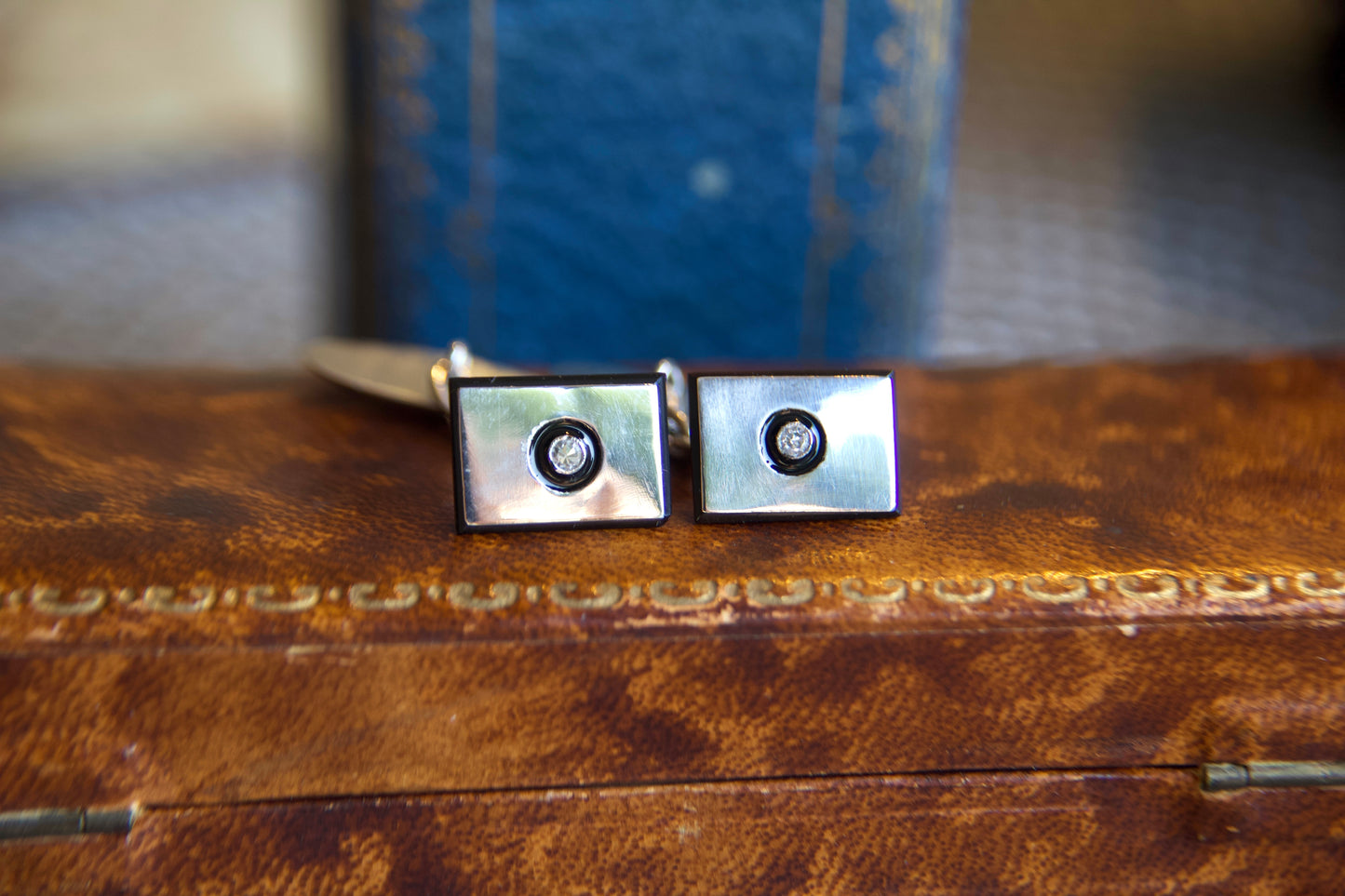 Gemelli Art deco in Platino con onice smalto e diamanti
