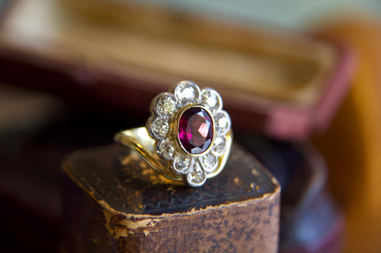 Anello antico Margherita con "Rodolite" e diamanti