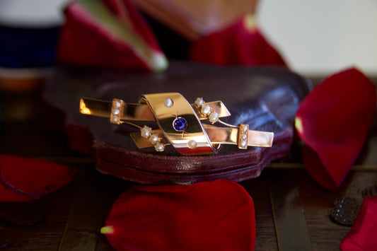 Antica spilla a fiocco "Art Nouveau" a fiocco