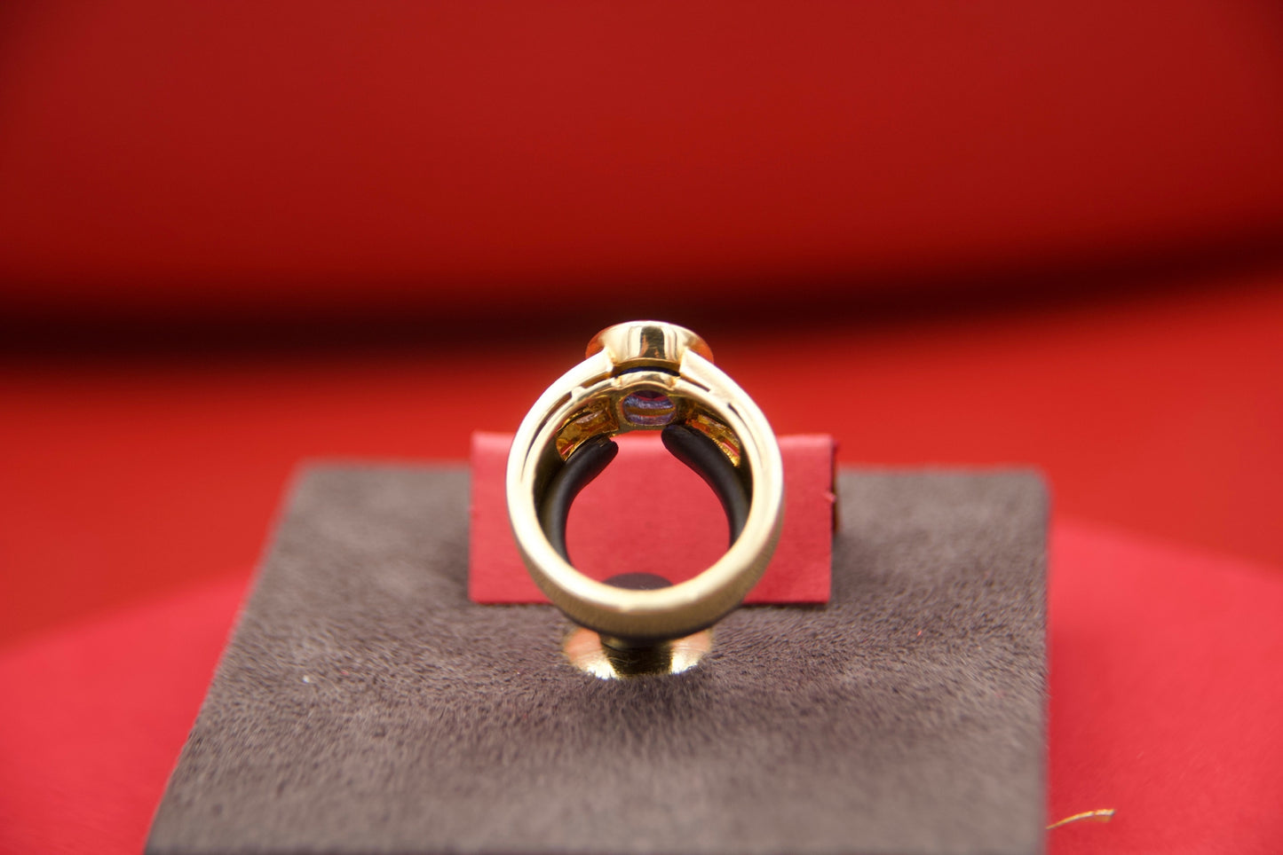 Sapphire band ring