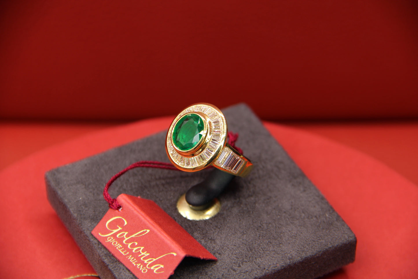 Vintage emerald ring