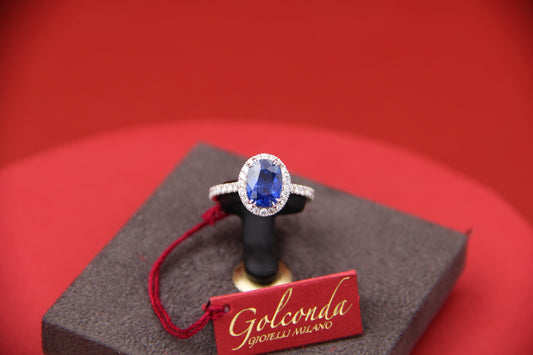 "HALO" model ring with natural sapphire "NO HEAT"