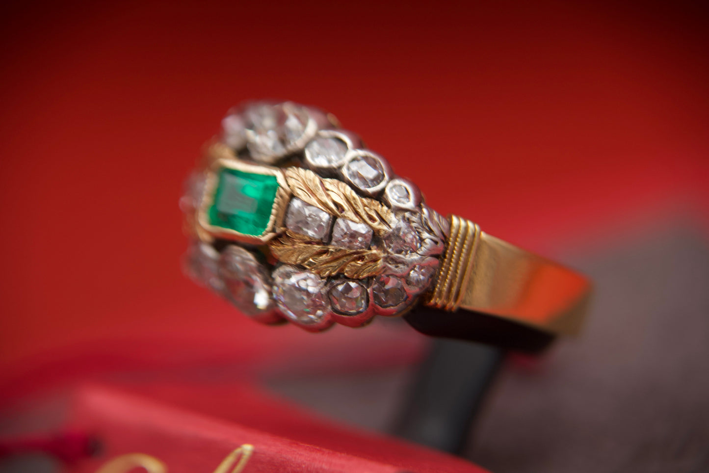 Vintage emerald ring
