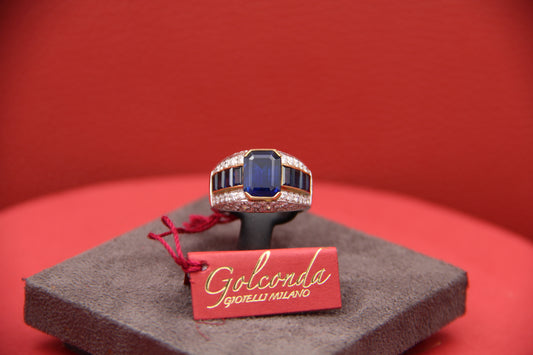 Band ring with sapphires