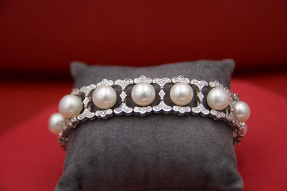 1960s pearl and diamond bracelet