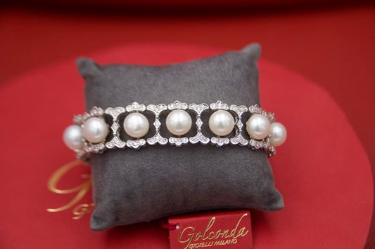 1960s pearl and diamond bracelet