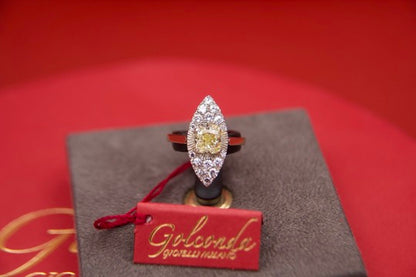 Anello navette con diamante  "Fancy Yellow"