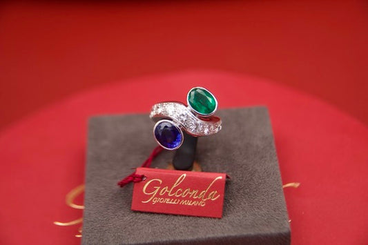Anello toi moi con zaffiro e smeraldo