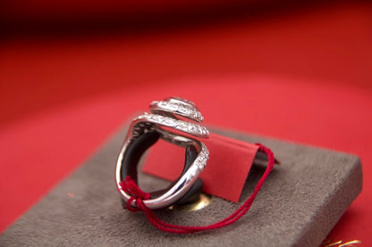 Anello "Tourbillon" vintage con diamanti