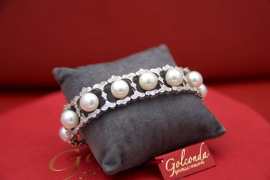 1960s pearl and diamond bracelet