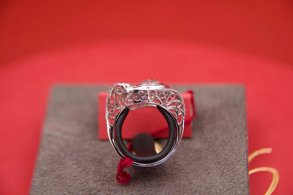 Art Deco ring with 2.40-carat diamond and calibrated rubies