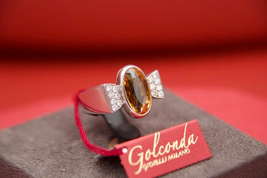 Vintage Ring with "Imperial Topaz"