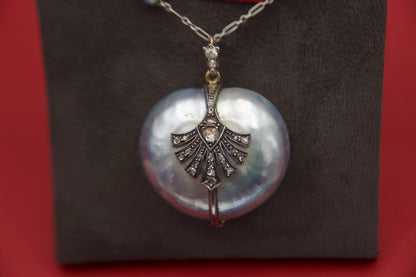 Art Deco mother-of-pearl heart necklace