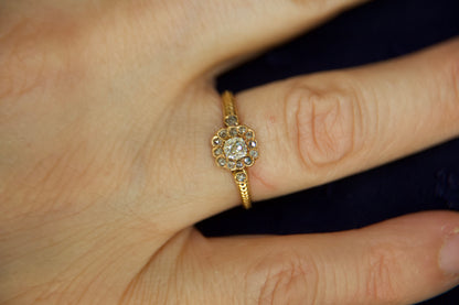 Very fine 19th-century daisy ring