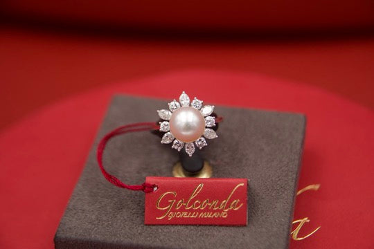 Anello Vintage con diamanti e perla