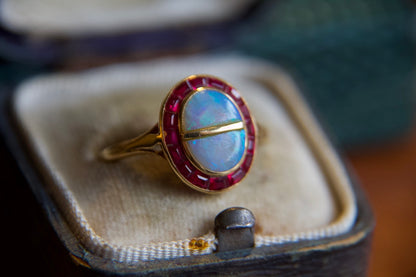 Anello con Opale anni '30