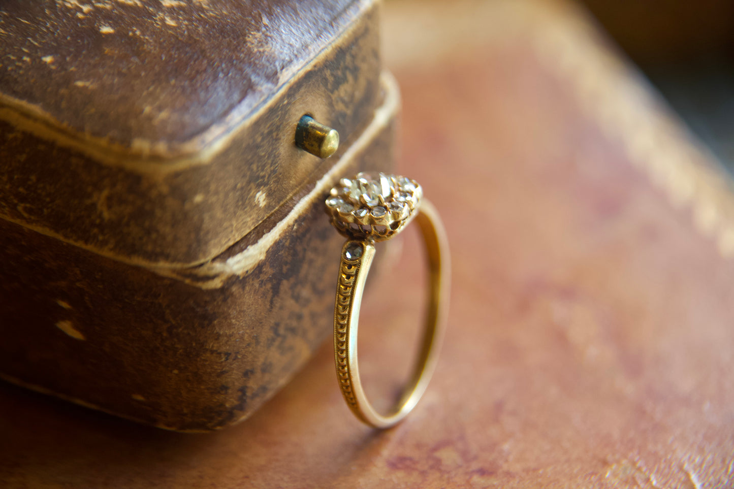 Very fine 19th-century daisy ring