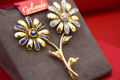 Double flower brooch from the 1940s