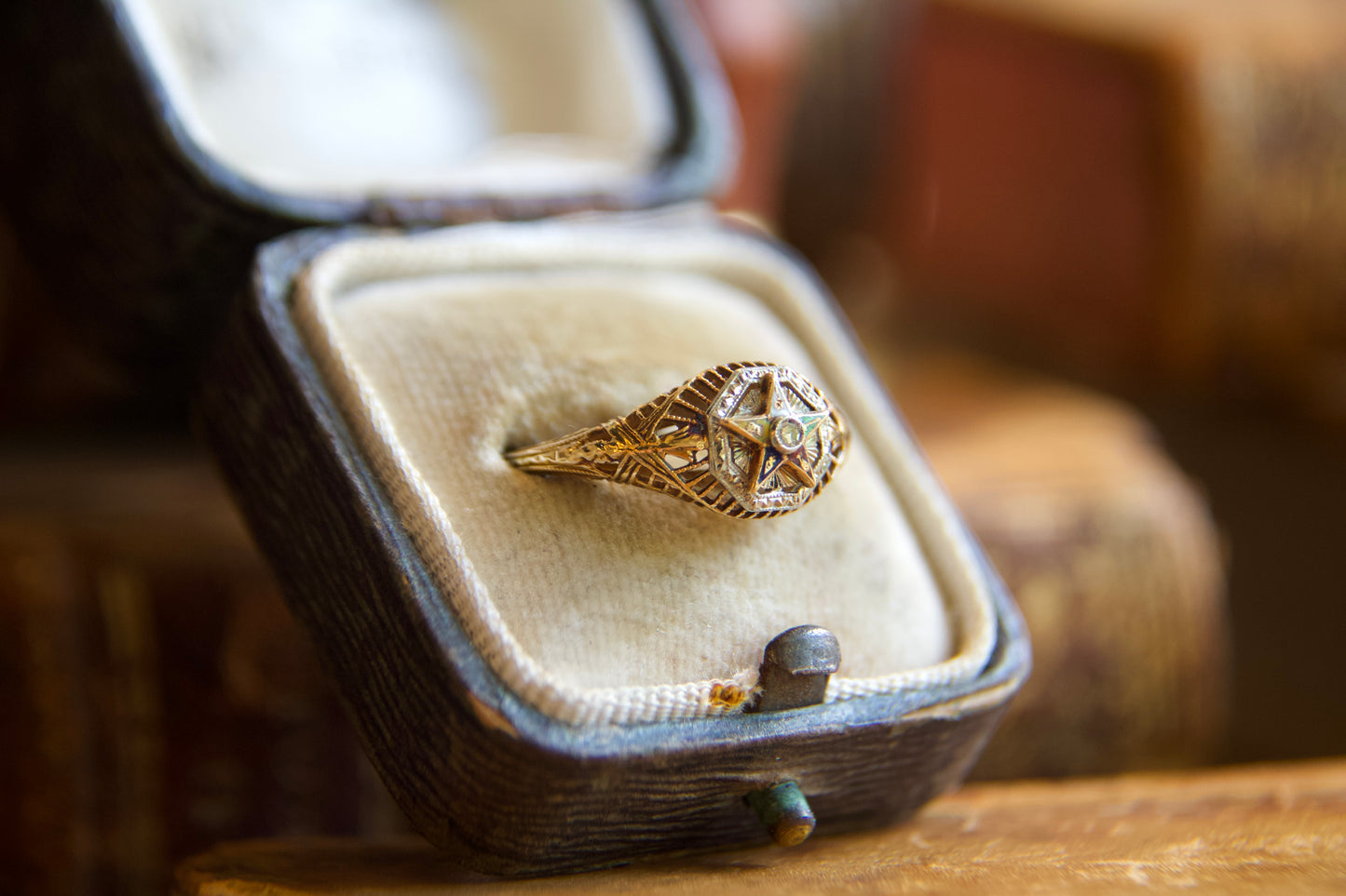 American ring from the 40s with incredible craftsmanship