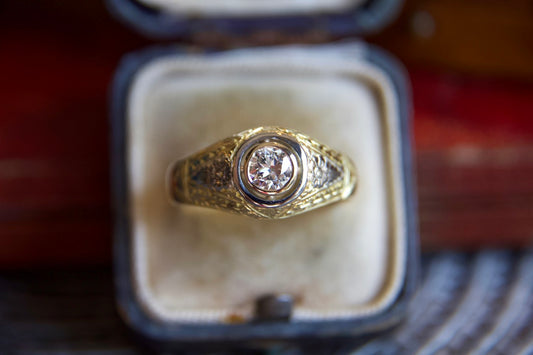 UNISEX "Art Nouveau" solitaire ring