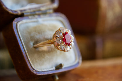 Anello margherita con rubino fine '800 inizi '900