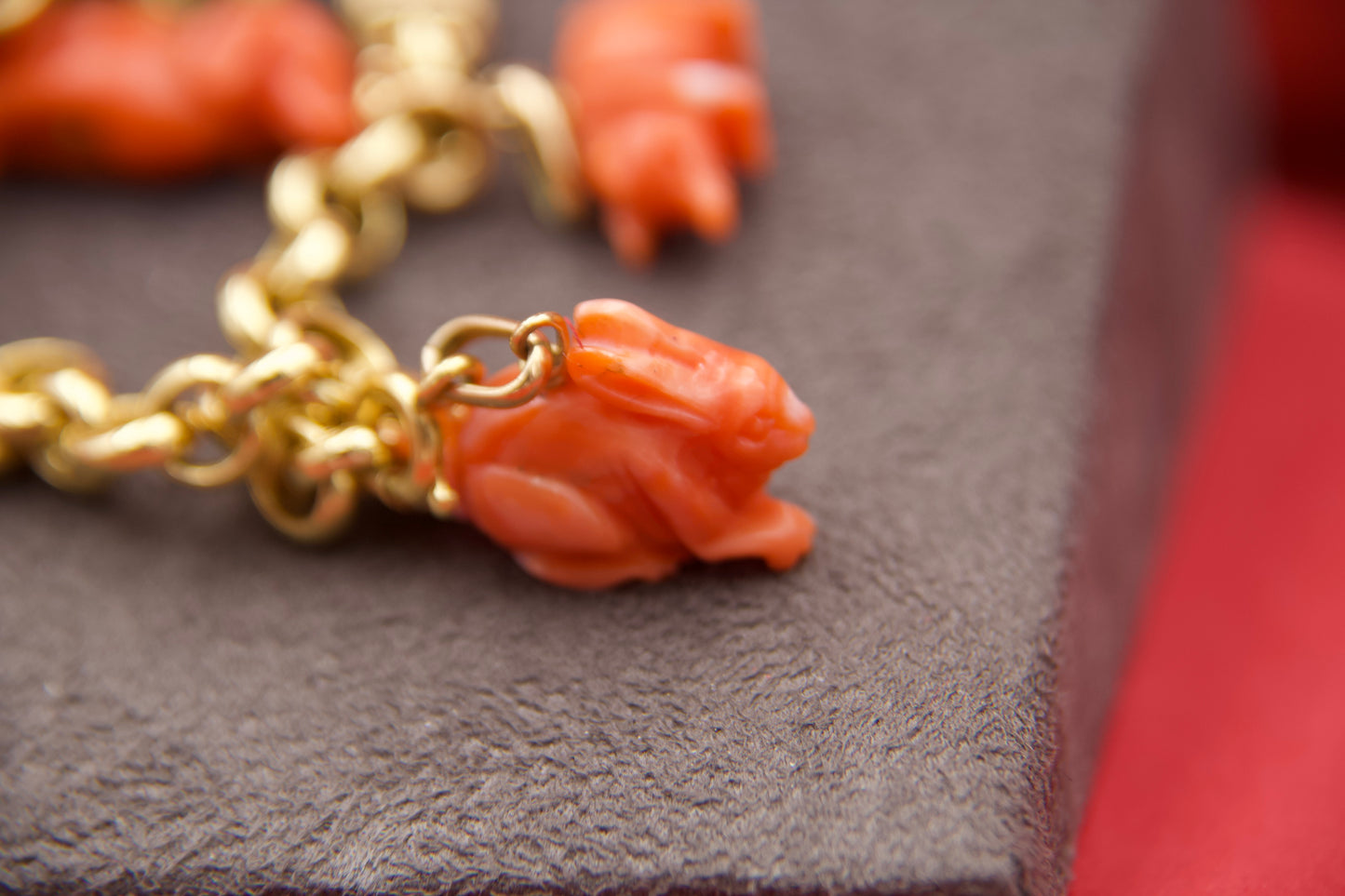 Bracciale vintage con charms animalier