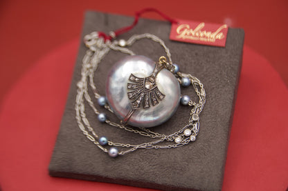 Art Deco mother-of-pearl heart necklace