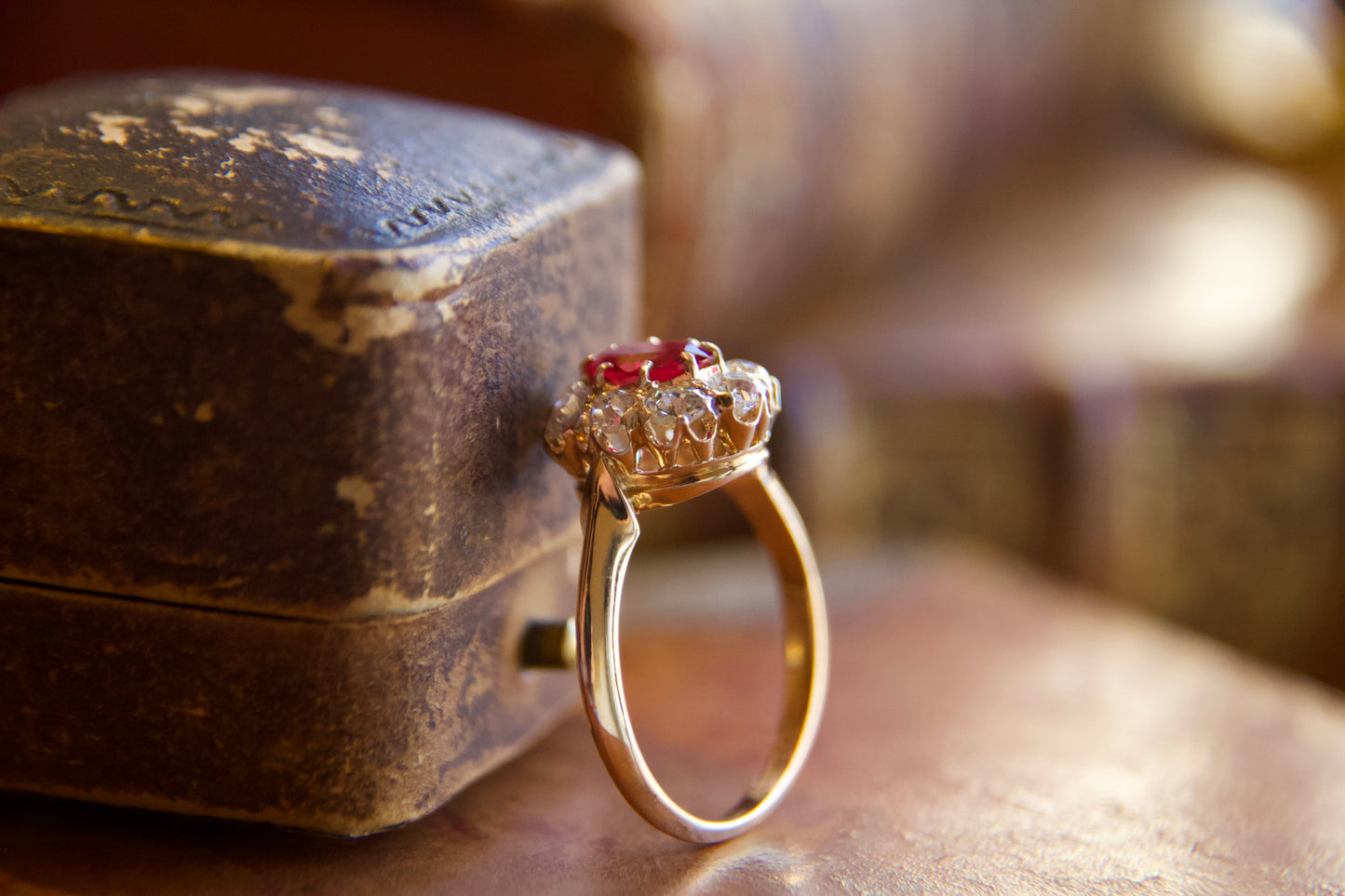 Anello margherita con rubino fine '800 inizi '900