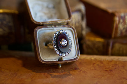 Anello inizi '900 con onice e diamanti