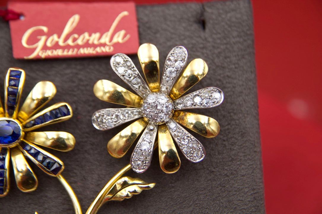 Double flower brooch from the 1940s
