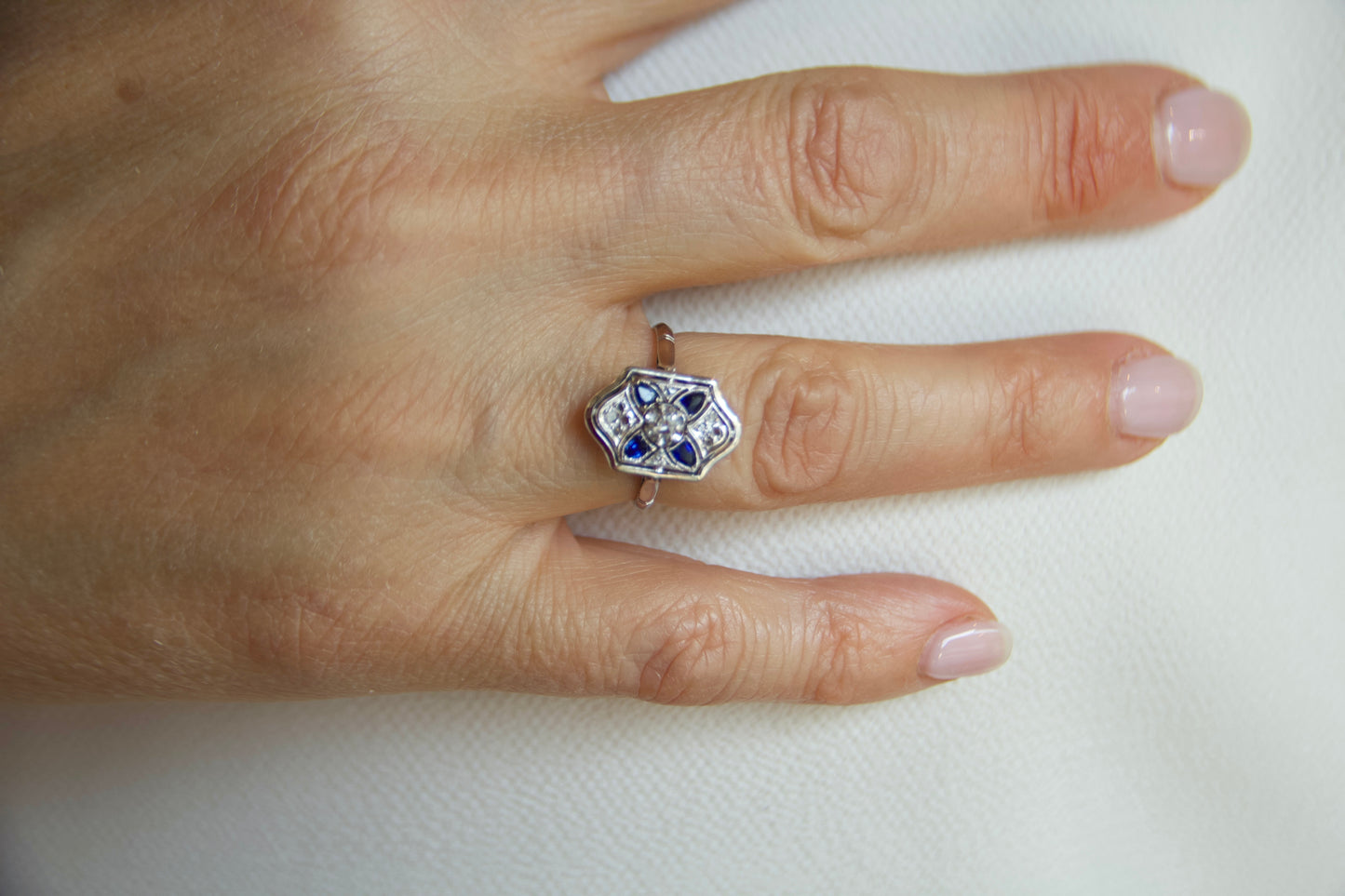 Anello con zaffiri e diamanti Anni 20'