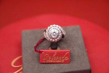 Anello "Tourbillon" vintage con diamanti