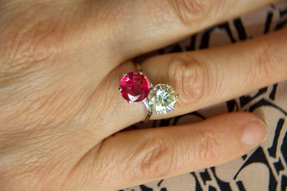 Anello toi moi con diamante e rubino "NO HEAT"
