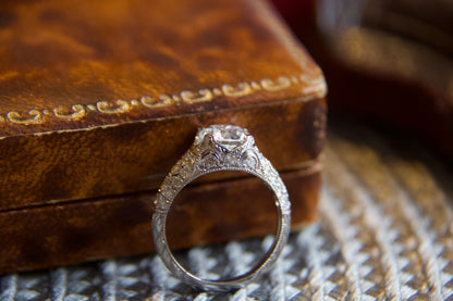 Anello solitario Stile Art Decò