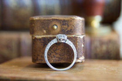 Engraved 1920s platinum solitaire