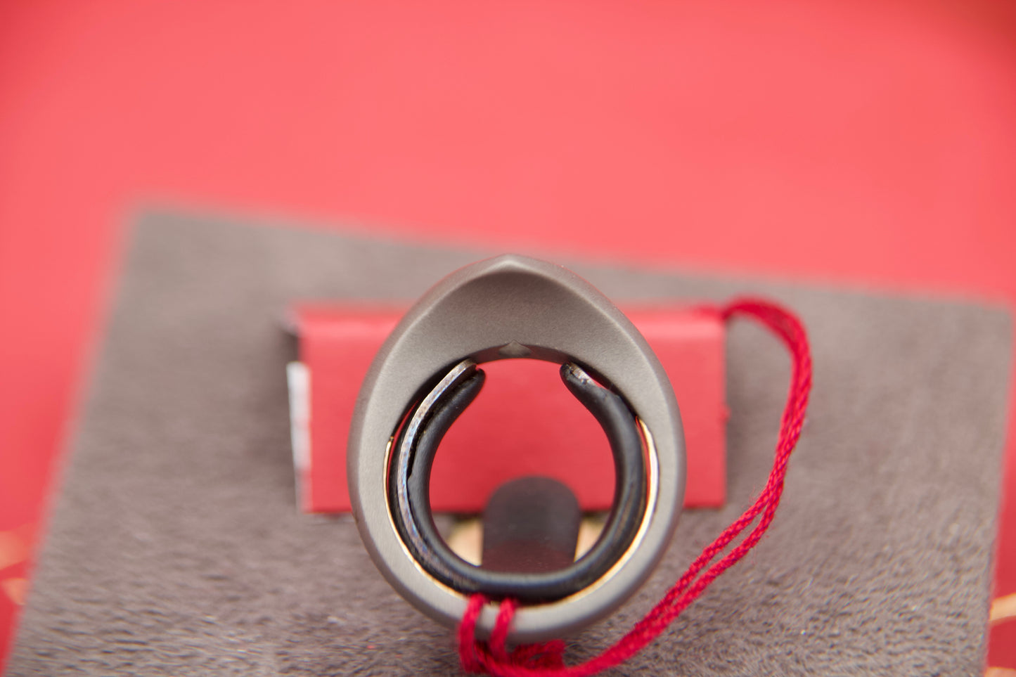 Titanium solitaire ring with rose-cut diamond